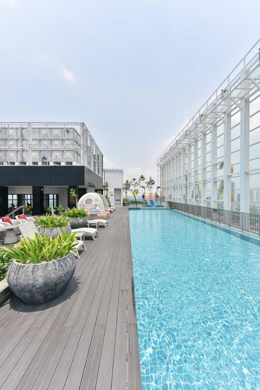 Suasana Private Suites By Subhome Johor Bahru Ngoại thất bức ảnh